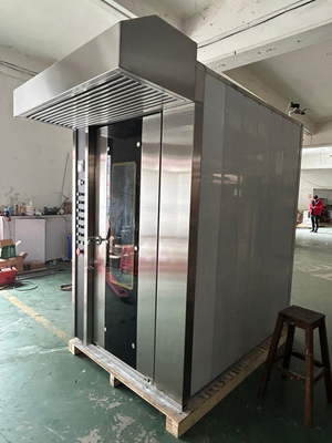 16 Tray Gas Komersial Bakery Oven Rotary Oven Operasi Mudah dengan Tegangan 380V/50Hz