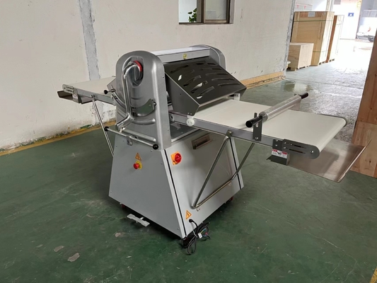 220V/380V Lembar adonan vertikal 6,5kg Max Berat adonan Roller Rentang pengatur 0,5-38mm