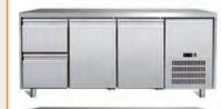 Air Cooling Baja tahan karat GN1/1 3 Pintu Meja Kerja Chiller Suhu 2 ~ 8.C Unit pendingin