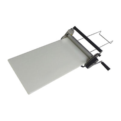 Commercial Pizza Dough Sheeter Roller. Mesin roti industri untuk semua jenis adonan pizza (campuran jagung / kacang / tepung susu)