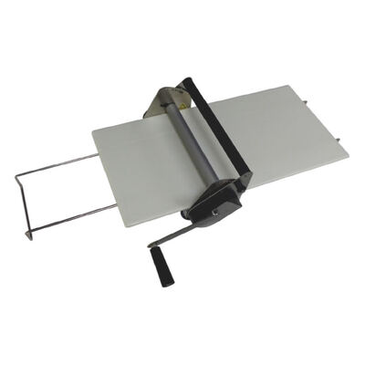 Commercial Pizza Dough Sheeter Roller. Mesin roti industri untuk semua jenis adonan pizza (campuran jagung / kacang / tepung susu)